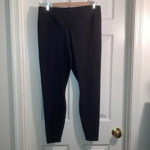 Nike Dry Fit 1X leggings with key pocket in waist band